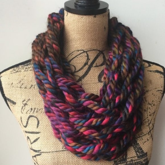 MunandMe Accessories - Women Knit infinity scarf chunky bulky purple cowl